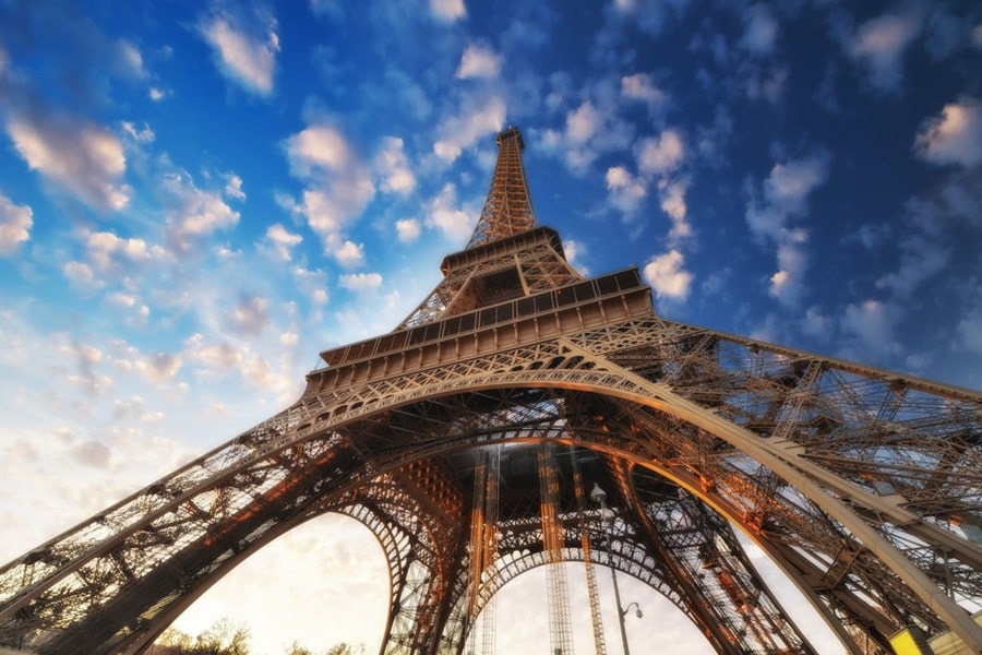 vista tour eiffel min (2) min