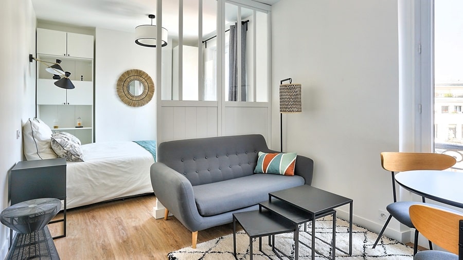 Studio haut de gamme à Asnières-sur-Seine avec coin nuit et verrière, idéal pour un investissement locatif clé en main