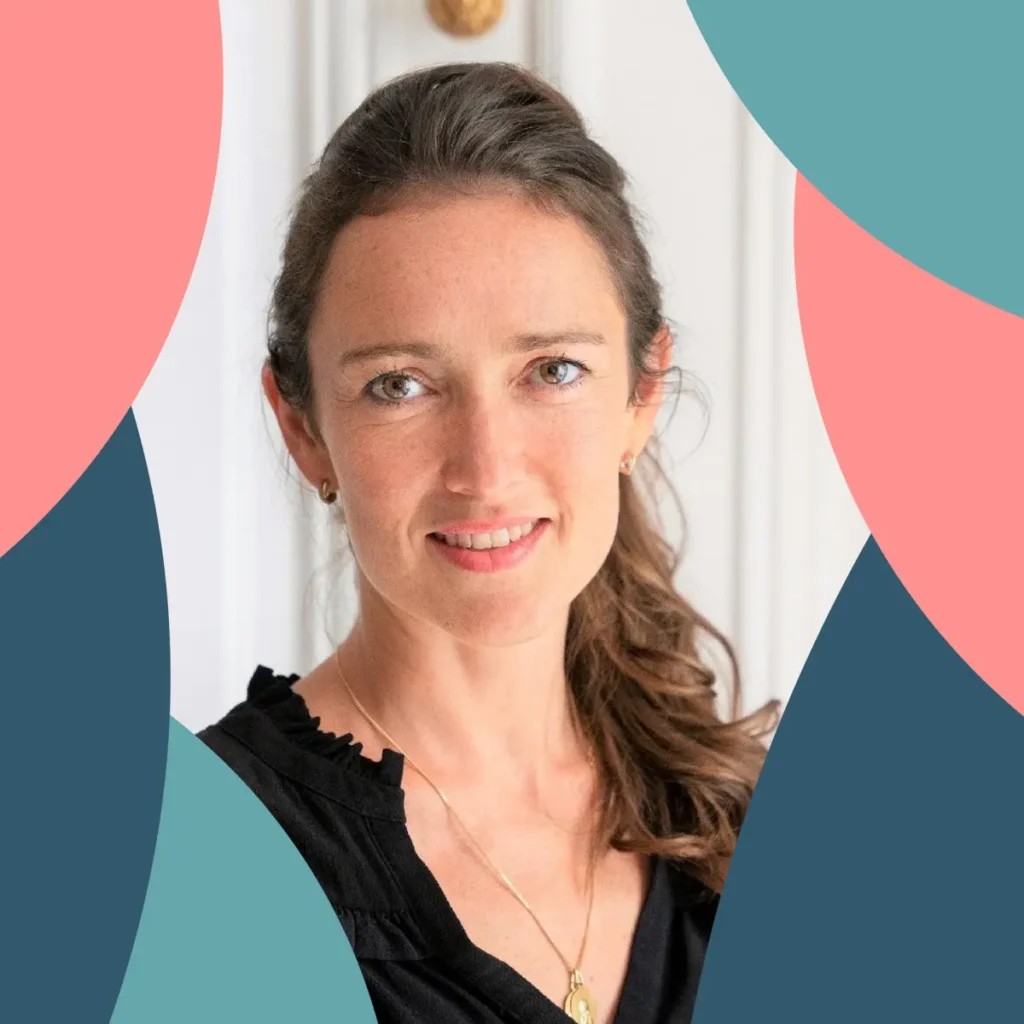 Laure, chasseuse d’appartements à Paris, experte en immobilier sur mesure.