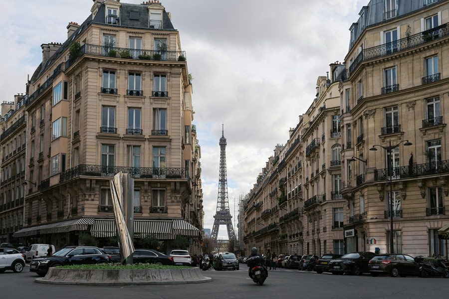 Immeuble Parisien Style Haussmannien