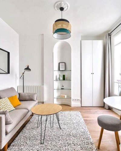 Salon rénové et lumineux à Paris 16 - Investissement locatif avec Early Birds, chasseur immobilier Paris