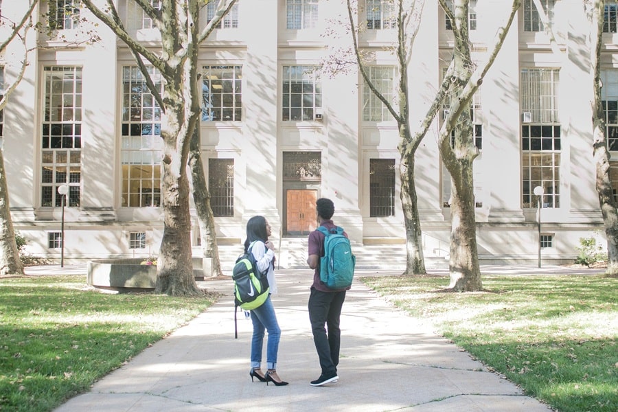 investir en logement étudiant avantages et inconvénients min