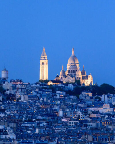 vue de montmartre et du sacré cœur au crépuscule